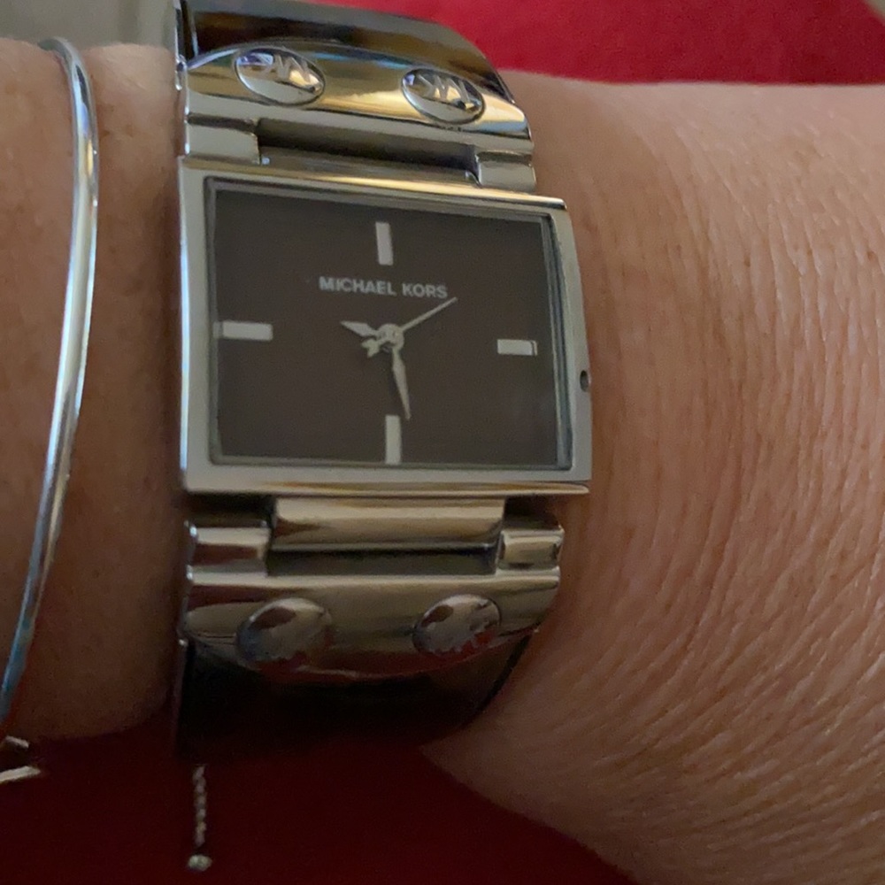 Watch - Picture 6 of 8